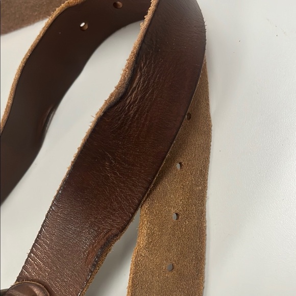 Men's Brown Leather Belt / 47” inch preowned - Picture 3 of 8